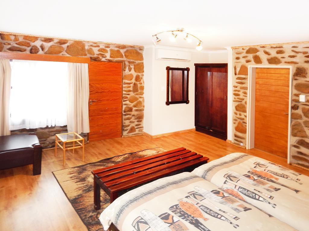Leopard Lodge Okanjanga Esterno foto